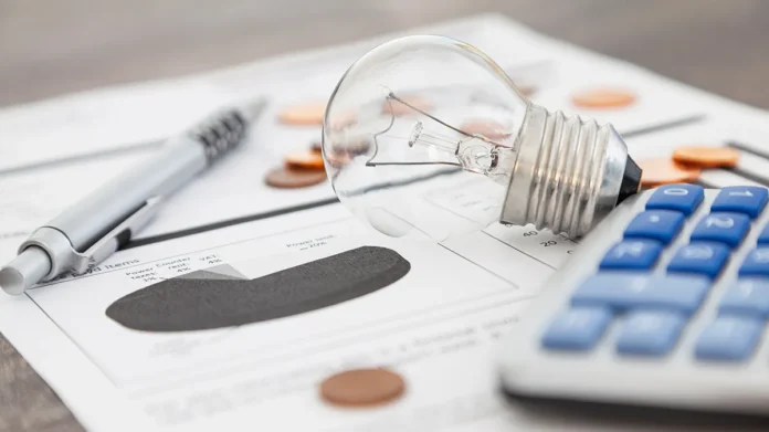 pret energie electrica 2025